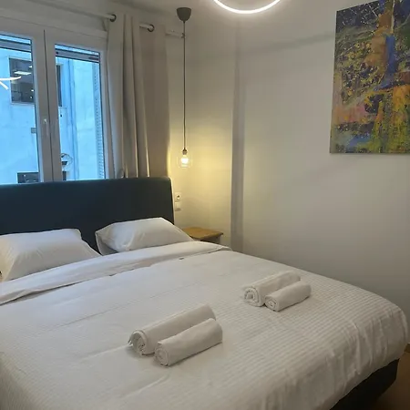 Aristotelous Square N.4